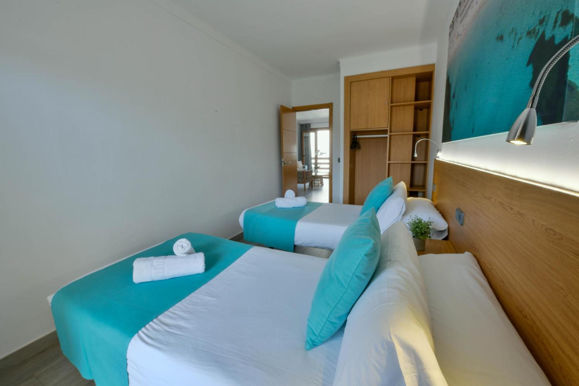 Apartamentos Estanques Colonia de Sant Jordi Exterior foto
